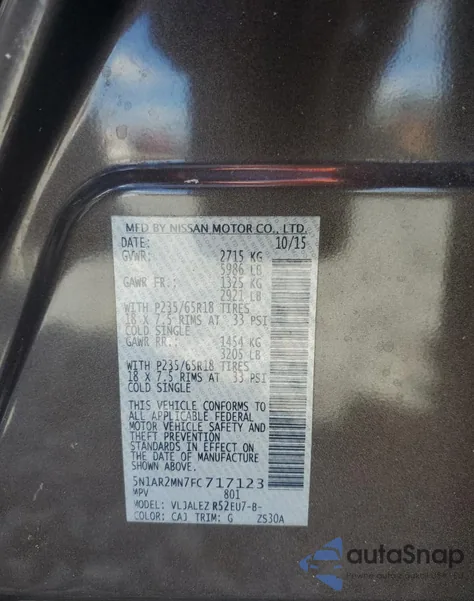 2015 Nissan Pathfinder S z USA, uszkodzony, nr VIN 5N1AR2MN7FC717123